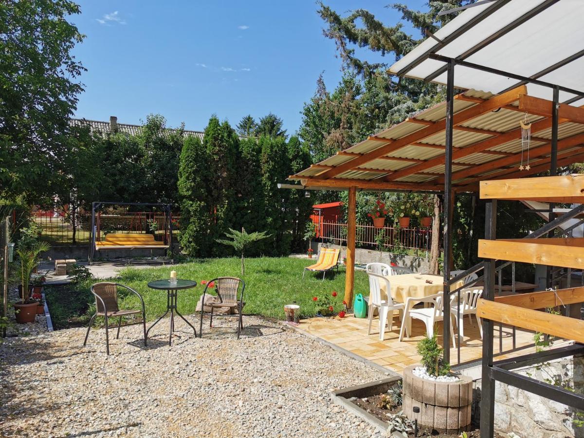 Zsory Furdo Lapartman Mezokovesd Apartment Szihalom Ngoại thất bức ảnh